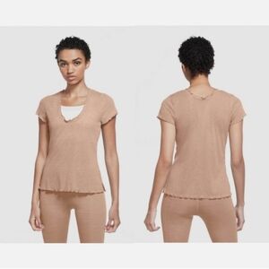 Nike Yoga Ribbed Knit Lettuce Ruffle Edge Short Sleeve Top Tan NWOT Size Large